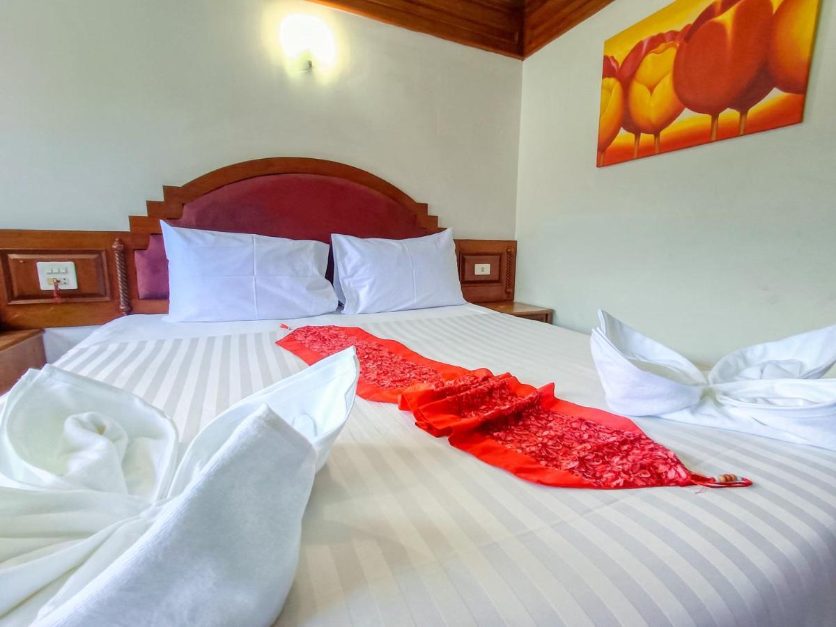 Black Pearl Patong Beachfront المظهر الخارجي الصورة