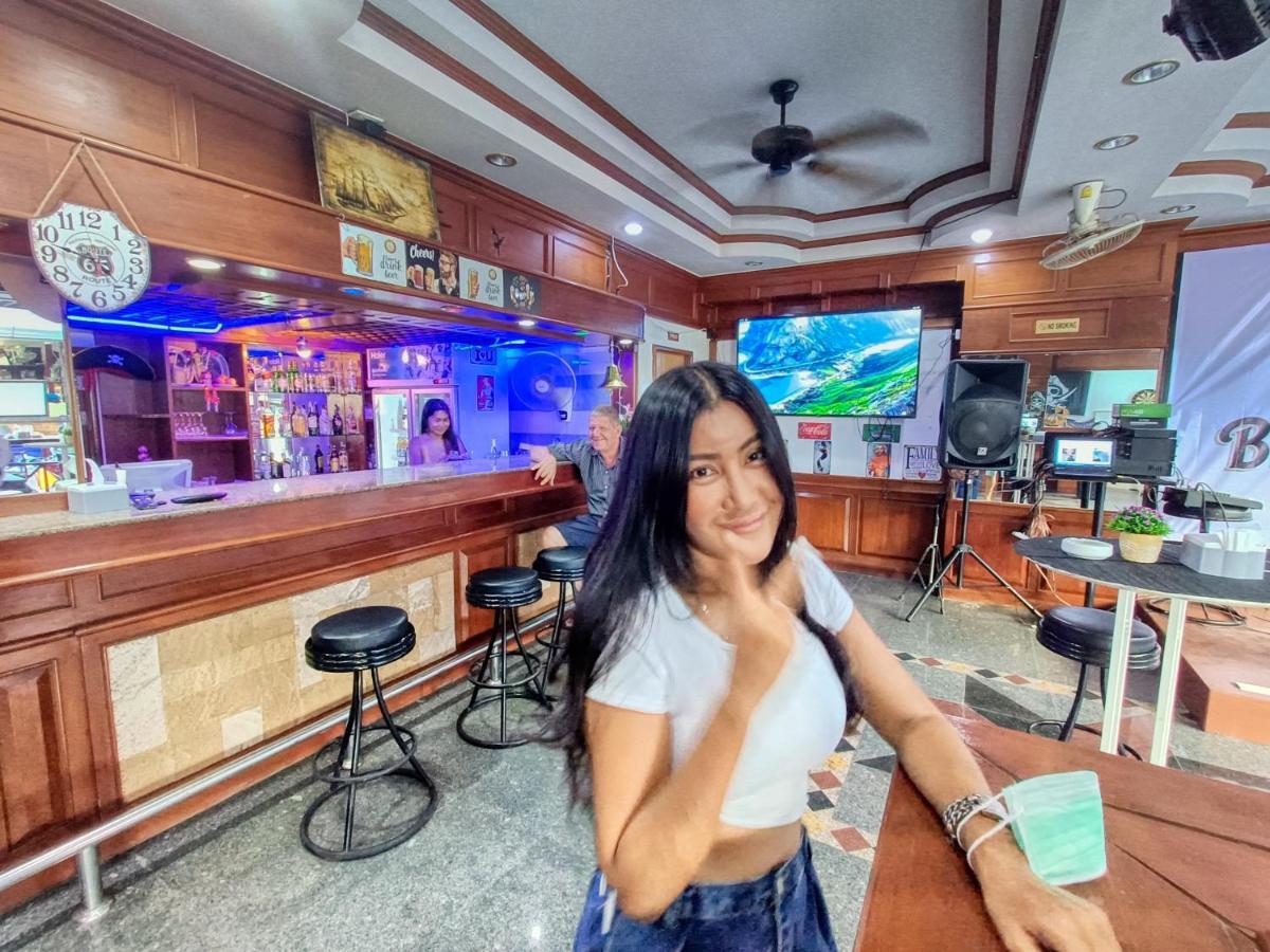 Black Pearl Patong Beachfront المظهر الخارجي الصورة